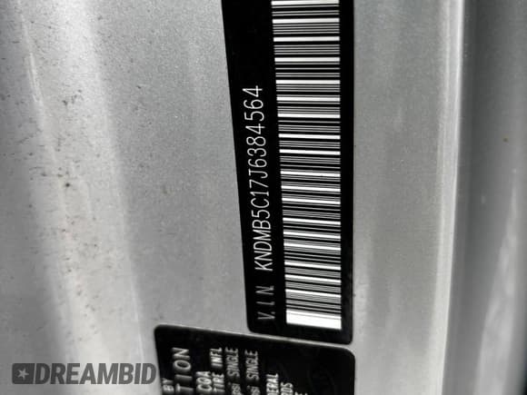 ✅ 2018 Kia Sedona LX • VIN: KNDMB5C17J6384564 • Lot: 91923365. Listed on Copart with 178,979 mi. Free auction sales archive from the USA and detailed vehicle history report at DreamBid. Image 10.