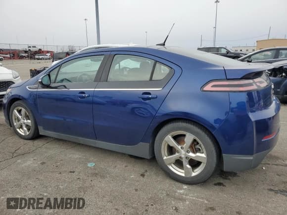 ✅ 2013 Chevrolet Volt • VIN: 1G1RB6E46DU114916 • Lot: 84618094. Wystawiony na Copart z przebiegiem 178 932 mil. Bezpłatny archiwum sprzedaży aukcyjnych z USA i szczegółowy raport historii pojazdu na DreamBid. Zdjęcie 2.
