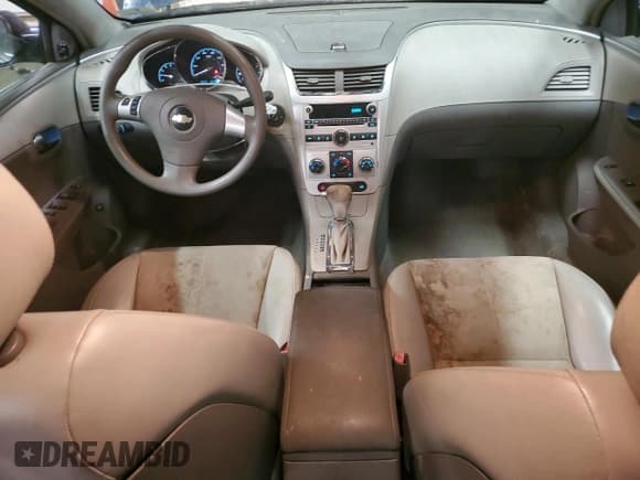 ✅ 2009 Chevrolet Malibu 1LS • VIN: 1G1ZG57B294158121 • Lot: 85308124. Listed on Copart with 112,055 mi. Free auction sales archive from the USA and detailed vehicle history report at DreamBid. Image 8.