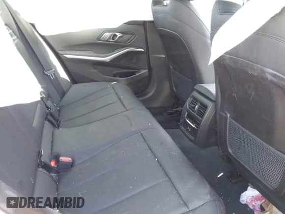 2021 BMW 3 Series 330i с VIN 3MW5R1J03M8B73097, выставлен на аукционе IAAI как лот 43364582 с пробегом 27 936 миль миль и . История ставок и продаж доступна на DreamBid. Изображение 8.