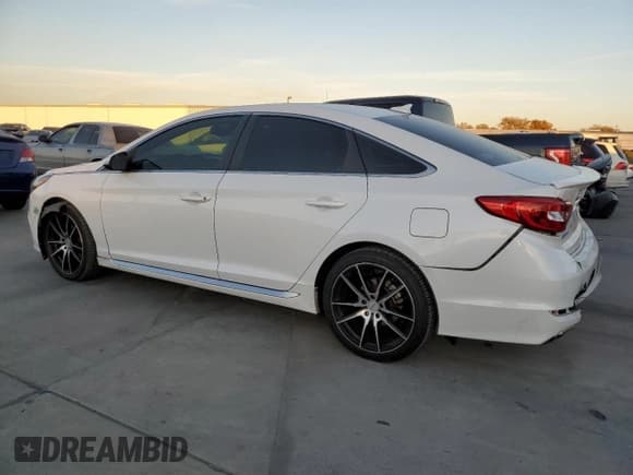 ✅ 2017 Hyundai Sonata Sport • VIN: 5NPE34ABXHH503831 • Лот: 68579752. Опубликован ранее на Copart с пробегом 146 531 миль. Бесплатный доступ к архиву аукционных продаж из США и подробный отчёт об истории автомобиля на DreamBid. Изображение 2.