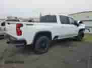 2025 Chevrolet Silverado 3500HD LT с VIN 2GC4KTEY5S1106818, выставлен на аукционе Copart как лот 86745374 с пробегом 3 342 миль миль и Списание • Salvage title. История ставок и продаж доступна на DreamBid. Изображение 3.