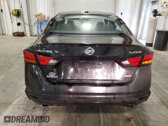 ✅ 2019 Nissan Altima Platinum • VIN: 1N4BL4FW4KC163728 • Lot: 65266935. Listed on Copart with 113,554 mi. Free auction sales archive from the USA and detailed vehicle history report at DreamBid. Image 6.