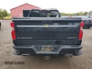✅ 2019 Chevrolet Silverado 1500 Custom • VIN: 1GCUYBEF4KZ327454 • Lot: 71664434. Wystawiony na Copart z przebiegiem Nie podano. Bezpłatny archiwum sprzedaży aukcyjnych z USA i szczegółowy raport historii pojazdu na DreamBid. Zdjęcie 6.