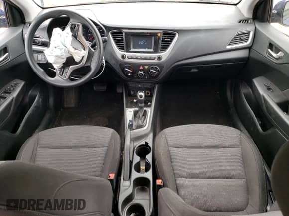 2020 Hyundai Accent SE z VIN 3KPC24A64LE115312, wystawiony jako Copart lot #71782233 z przebiegiem 73 495 mil mil oraz . Historia ofert i sprzedaży dostępna na DreamBid. Obrazek 8.