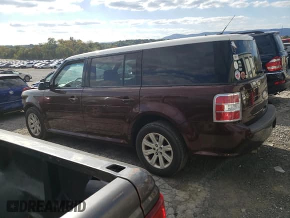 ✅ 2012 Ford Flex SE • VIN: 2FMGK5BC1CBD18978 • Lot: 85359765. Listed on Copart with 156,865 mi. Free auction sales archive from the USA and detailed vehicle history report at DreamBid. Image 2.