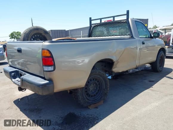 ✅ 2003 Toyota Tundra • VIN: 5TBJN32143S378653 • Lot: 42677352. Wystawiony na IAAI z przebiegiem 177 651 mil. Bezpłatny archiwum sprzedaży aukcyjnych z USA i szczegółowy raport historii pojazdu na DreamBid. Zdjęcie 4.