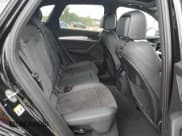 ✅ 2018 Audi SQ5 Premium Plus • VIN: WA1A4AFY2J2008032 • Лот: 69949885. Опубликован ранее на Copart с пробегом 132 953 миль. Бесплатный доступ к архиву аукционных продаж из США и подробный отчёт об истории автомобиля на DreamBid. Изображение 11.