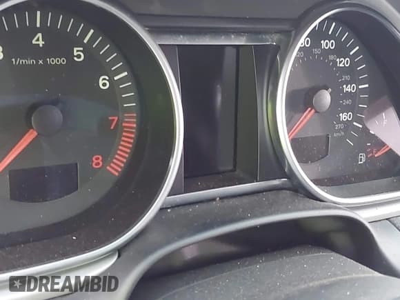 ✅ 2008 Audi Q7 Premium • VIN: WA1EV74L38D027700 • Lot: 43334793. Wystawiony na IAAI z przebiegiem Nie podano. Bezpłatny archiwum sprzedaży aukcyjnych z USA i szczegółowy raport historii pojazdu na DreamBid. Zdjęcie 7.