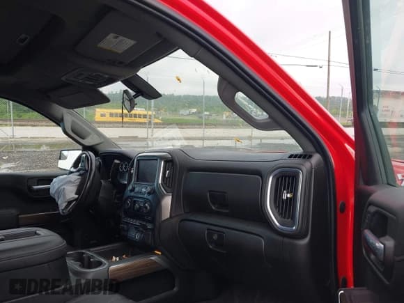 ✅ 2021 Chevrolet Silverado 1500 LT Trail Boss • VIN: 1GCPYFEL1MZ172844 • Lot: 42225897. Wystawiony na IAAI z przebiegiem 59 625 mil. Bezpłatny archiwum sprzedaży aukcyjnych z USA i szczegółowy raport historii pojazdu na DreamBid. Zdjęcie 5.