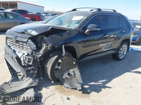 ✅ 2021 Toyota RAV4 Limited • VIN: 2T3Y1RFVXMW172464 • Lot: 41588157. Listed on IAAI with 42,657 mi. Free auction sales archive from the USA and detailed vehicle history report at DreamBid. Image 17.