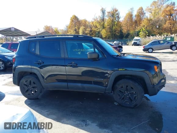 ✅ 2018 Jeep Renegade Upland • VIN: ZACCJBAB0JPH59507 • Lot: 43610633. Wystawiony na IAAI z przebiegiem 122 740 mil. Bezpłatny archiwum sprzedaży aukcyjnych z USA i szczegółowy raport historii pojazdu na DreamBid. Zdjęcie 13.