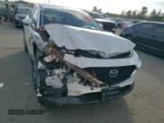 ✅ 2021 Mazda CX-30 Preferred • VIN: 3MVDMBCL6MM272304 • Lot: 84521205. Wystawiony na Copart z przebiegiem Nie podano. Bezpłatny archiwum sprzedaży aukcyjnych z USA i szczegółowy raport historii pojazdu na DreamBid. Zdjęcie 14.