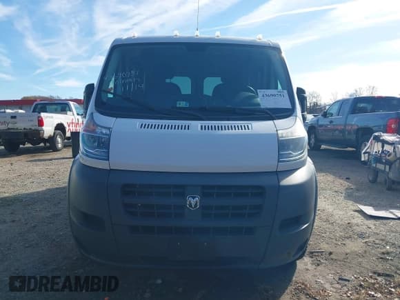 ✅ 2015 Ram ProMaster Cargo • VIN: 3C6TRVAG0FE512201 • Lot: 43690751. Wystawiony na IAAI z przebiegiem 62 836 mil. Bezpłatny archiwum sprzedaży aukcyjnych z USA i szczegółowy raport historii pojazdu na DreamBid. Zdjęcie 13.