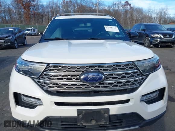 ✅ 2020 Ford Explorer Limited • VIN: 1FMSK8FH8LGB57359 • Lot: 43730361. Wystawiony na IAAI z przebiegiem 86 816 mil. Bezpłatny archiwum sprzedaży aukcyjnych z USA i szczegółowy raport historii pojazdu na DreamBid. Zdjęcie 12.