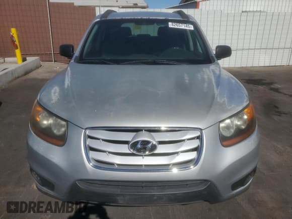 ✅ 2010 Hyundai Santa Fe GLS • VIN: 5NMSG3AB6AH360445 • Lot: 82657145. Listed on Copart with 224,975 mi. Free auction sales archive from the USA and detailed vehicle history report at DreamBid. Image 5.