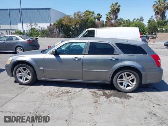 ✅ 2005 Dodge Magnum RT • VIN: 2D8GV58295H603777 • Lot: 42636247. Listed on IAAI with 277,164 mi. Free auction sales archive from the USA and detailed vehicle history report at DreamBid. Image 14.