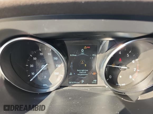 ✅ 2018 Land Rover Range Rover Evoque SE • VIN: SALVP2RX5JH322884 • Лот: 62871335. Опубликован ранее на Copart с пробегом 61 414 миль. Бесплатный доступ к архиву аукционных продаж из США и подробный отчёт об истории автомобиля на DreamBid. Изображение 9.