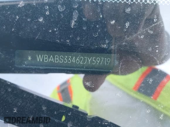 ✅ 2002 BMW 3 Series 325Ci • VIN: WBABS33462JY59719 • Lot: 41606966. Listed on IAAI with 104,306 mi. Free auction sales archive from the USA and detailed vehicle history report at DreamBid. Image 9.