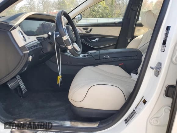 ✅ 2019 Mercedes-Benz S 63 AMG • VIN: WDDUG8JB3KA489914 • Lot: 81396535. Listed on Copart with Not provided. Free auction sales archive from the USA and detailed vehicle history report at DreamBid. Image 7.