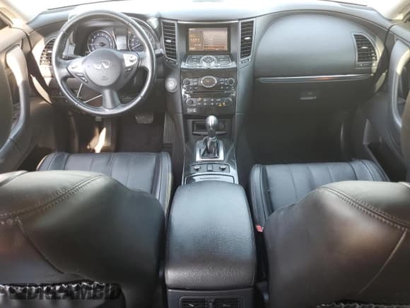✅ 2017 Infiniti QX70 • VIN: JN8CS1MW6HM411634 • Lot: 61666564. Listed on Copart with 88,711 mi. Free auction sales archive from the USA and detailed vehicle history report at DreamBid. Image 8.
