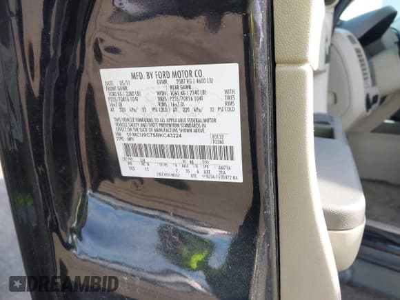 ✅ 2011 Ford Escape XLS • VIN: 1FMCU9C75BKC43224 • Lot: 43374031. Listed on IAAI with 177,655 mi. Free auction sales archive from the USA and detailed vehicle history report at DreamBid. Image 9.