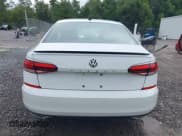 ✅ 2020 Volkswagen Passat R-Line • VIN: 1VWMA7A36LC007275 • Лот: 43370860. Опубликован ранее на IAAI с пробегом 106 182 миль. Бесплатный доступ к архиву аукционных продаж из США и подробный отчёт об истории автомобиля на DreamBid. Изображение 17.