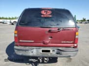 ✅ 2002 Chevrolet Suburban LT • VIN: 1GNFK16T52J325761 • Лот: 60925735. Опубликован ранее на Copart с пробегом 262 513 миль. Бесплатный доступ к архиву аукционных продаж из США и подробный отчёт об истории автомобиля на DreamBid. Изображение 6.