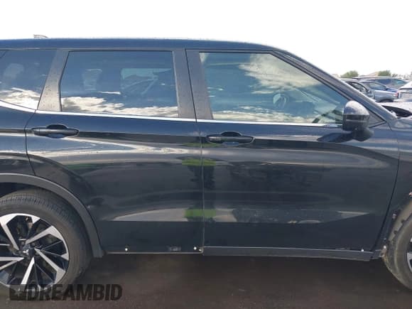 ✅ 2022 Mitsubishi Outlander SE • VIN: JA4J3UA82NZ089073 • Lot: 43497735. Wystawiony na IAAI z przebiegiem 87 468 mil. Bezpłatny archiwum sprzedaży aukcyjnych z USA i szczegółowy raport historii pojazdu na DreamBid. Zdjęcie 14.