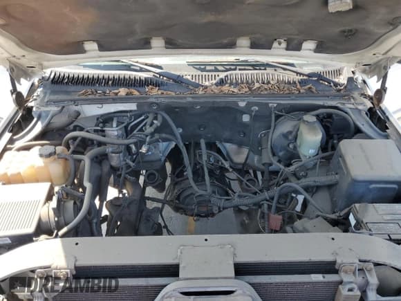 ✅ 2001 GMC Yukon XL SLT • VIN: 3GKEC16T71G252575 • Lot: 62387635. Listed on Copart with Not provided. Free auction sales archive from the USA and detailed vehicle history report at DreamBid. Image 12.