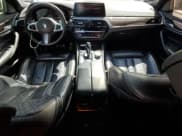 ✅ 2020 BMW 5 Series M550i xDrive • VIN: WBAJS7C03LCD87066 • Lot: 86991835. Wystawiony na Copart z przebiegiem 188 035 mil. Bezpłatny archiwum sprzedaży aukcyjnych z USA i szczegółowy raport historii pojazdu na DreamBid. Zdjęcie 8.