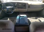 ✅ 2001 Chevrolet Suburban LT • VIN: 1GNFK16TX1J248612 • Лот: 48529425. Опубликован ранее на Copart с пробегом 271 882 миль. Бесплатный доступ к архиву аукционных продаж из США и подробный отчёт об истории автомобиля на DreamBid. Изображение 8.