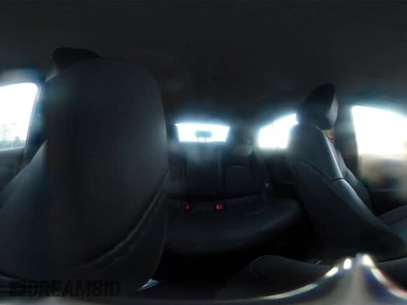 2019 Toyota Prius LE z VIN JTDL9RFU2K3011486, wystawiony jako IAAI lot #43567477 z przebiegiem 72 331 mil mil oraz . Historia ofert i sprzedaży dostępna na DreamBid. Obrazek 19.