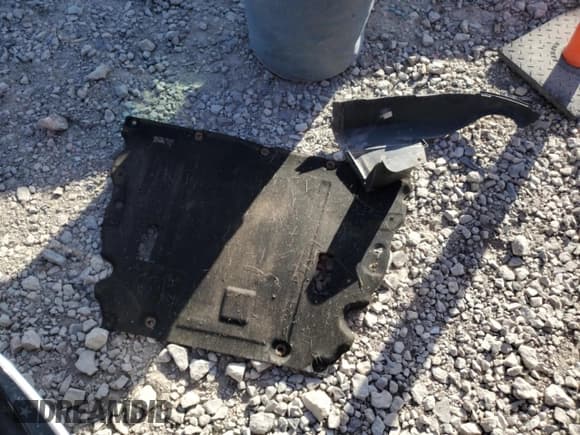 ✅ 2017 Ford Fusion Hybrid Titanium • VIN: 3FA6P0RU8HR113952 • Lot: 89856085. Wystawiony na Copart z przebiegiem Nie podano. Bezpłatny archiwum sprzedaży aukcyjnych z USA i szczegółowy raport historii pojazdu na DreamBid. Zdjęcie 12.