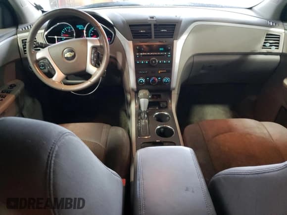 ✅ 2011 Chevrolet Traverse 1LT • VIN: 1GNKVGED8BJ396584 • Lot: 66977054. Wystawiony na Copart z przebiegiem 208 318 mil. Bezpłatny archiwum sprzedaży aukcyjnych z USA i szczegółowy raport historii pojazdu na DreamBid. Zdjęcie 8.