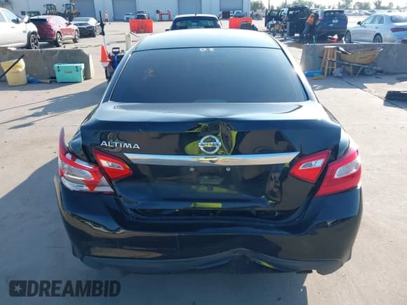 ✅ 2017 Nissan Altima S • VIN: 1N4AL3AP6HC142605 • Lot: 43038771. Wystawiony na IAAI z przebiegiem 157 130 mil. Bezpłatny archiwum sprzedaży aukcyjnych z USA i szczegółowy raport historii pojazdu na DreamBid. Zdjęcie 16.