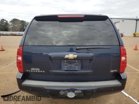 ✅ 2008 Chevrolet Suburban Commercial • VIN: 1GNFC16098R142909 • Lot: 86202704. Wystawiony na Copart z przebiegiem 234 876 mil. Bezpłatny archiwum sprzedaży aukcyjnych z USA i szczegółowy raport historii pojazdu na DreamBid. Zdjęcie 6.