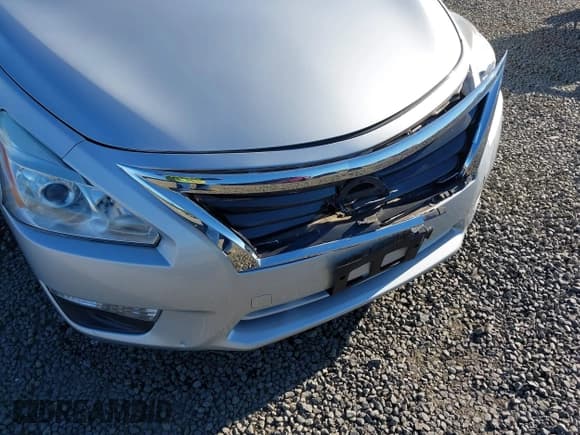 ✅ 2014 Nissan Altima 2.5 • VIN: 1N4AL3AP5EN261567 • Lot: 43390327. Wystawiony na IAAI z przebiegiem 139 285 mil. Bezpłatny archiwum sprzedaży aukcyjnych z USA i szczegółowy raport historii pojazdu na DreamBid. Zdjęcie 6.