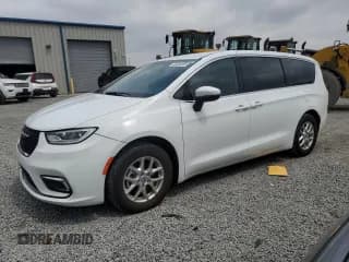 ✅ 2023 Chrysler Pacifica Touring • VIN: 2C4RC1FG8PR590439 • Lot: 52860005. Listed on Copart with 30,346 mi. Free auction sales archive from the USA and detailed vehicle history report at DreamBid. Image 1.