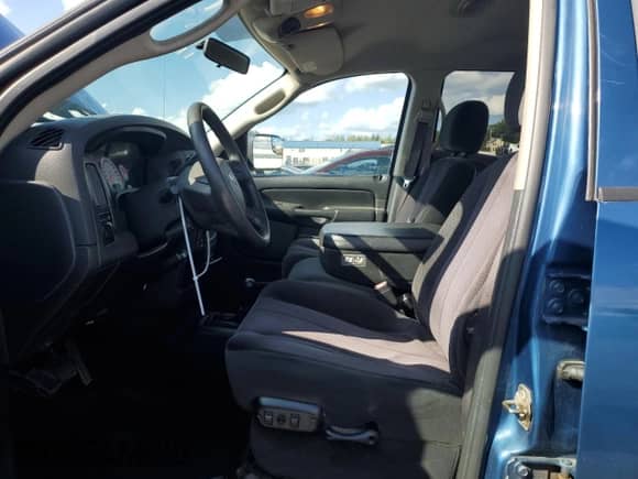 2004 Dodge 3500 ST with VIN 3D7LU38C04G239427, listed as a Copart auction lot 81480305 with 225,157 mi miles and Clean title. Bid and sale history available at DreamBid. Image 7.