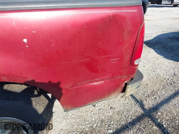 ✅ 1999 Ford F-150 • VIN: 1FTZX1723XNA77099 • Лот: 43080515. Опубликован ранее на IAAI с пробегом 311 476 миль. Бесплатный доступ к архиву аукционных продаж из США и подробный отчёт об истории автомобиля на DreamBid. Изображение 6.