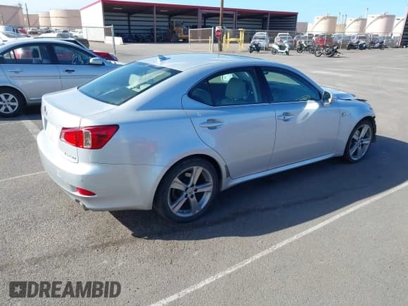 ✅ 2012 Lexus IS 250 • VIN: JTHBF5C28C5167424 • Lot: 43466152. Wystawiony na IAAI z przebiegiem 48 004 mil. Bezpłatny archiwum sprzedaży aukcyjnych z USA i szczegółowy raport historii pojazdu na DreamBid. Zdjęcie 4.