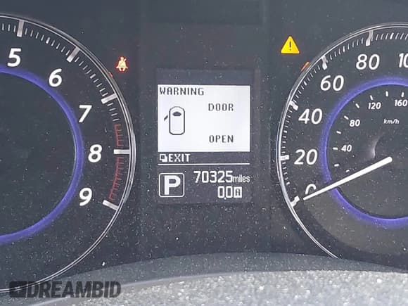 ✅ 2017 Infiniti QX70 • VIN: JN8CS1MW5HM413956 • Lot: 42993575. Wystawiony na IAAI z przebiegiem 70 325 mil. Bezpłatny archiwum sprzedaży aukcyjnych z USA i szczegółowy raport historii pojazdu na DreamBid. Zdjęcie 7.