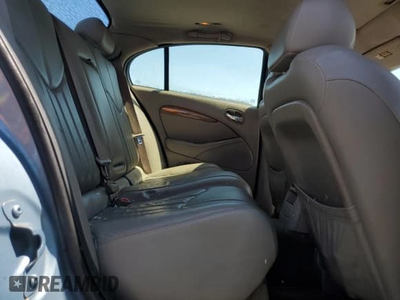 ✅ 2002 Jaguar S-Type • VIN: SAJDA01N82FM37027 • Лот: 60740595. Опубликован ранее на Copart с пробегом 131 179 миль. Бесплатный доступ к архиву аукционных продаж из США и подробный отчёт об истории автомобиля на DreamBid. Изображение 10.