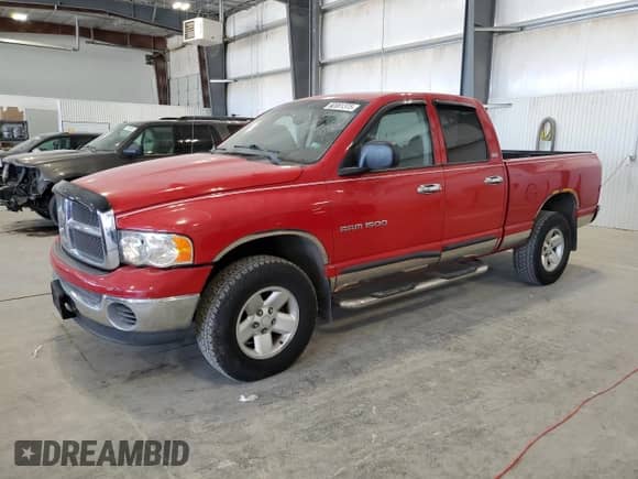 2002 Dodge 1500 z VIN 3D7HU18N42G211770, wystawiony jako Copart lot #82081375 z przebiegiem 181 420 mil mil oraz Czysty tytuł • Clean title. Historia ofert i sprzedaży dostępna na DreamBid. Obrazek 1.