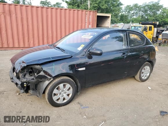 ✅ 2010 Hyundai Accent GS • VIN: KMHCM3AC6AU178464 • Лот: 60303395. Опубликован ранее на Copart с пробегом 152 904 миль. Бесплатный доступ к архиву аукционных продаж из США и подробный отчёт об истории автомобиля на DreamBid. Изображение 1.