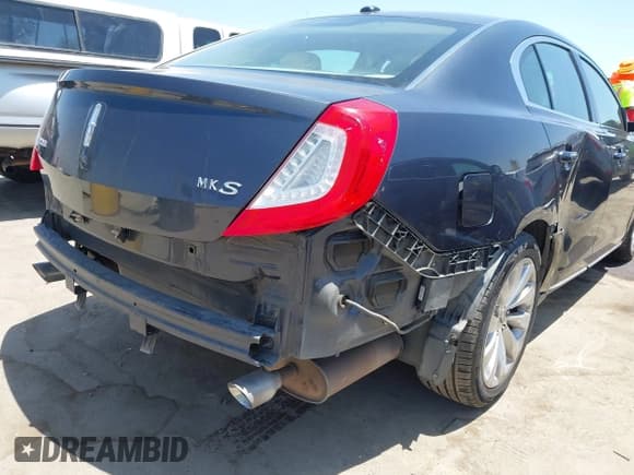 ✅ 2013 Lincoln MKS • VIN: 1LNHL9DK0DG608300 • Lot: 42515699. Listed on IAAI with 188,979 mi. Free auction sales archive from the USA and detailed vehicle history report at DreamBid. Image 6.