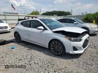 2019 Hyundai Veloster Premium z VIN KMHTG6AFXKU003039, wystawiony jako Copart lot #65254234 z przebiegiem 50 396 mil mil oraz Szkoda całkowita • Salvage title. Historia ofert i sprzedaży dostępna na DreamBid. Obrazek 4.