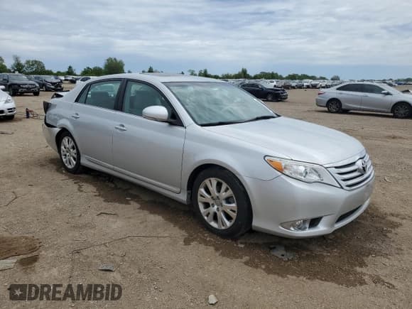 ✅ 2012 Toyota Avalon • VIN: 4T1BK3DB1CU443704 • Lot: 58272825. Listed on Copart with 127,981 mi. Free auction sales archive from the USA and detailed vehicle history report at DreamBid. Image 4.