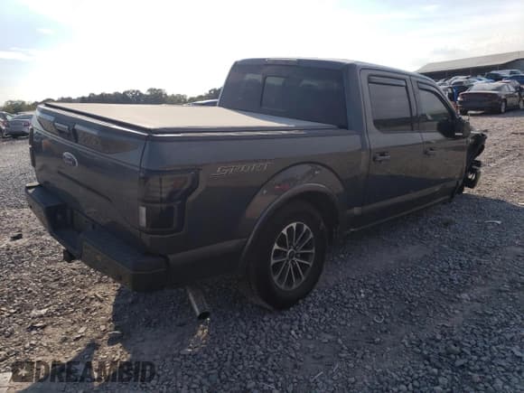 ✅ 2016 Ford F-150 XLT • VIN: 1FTEW1CPXGFD31145 • Лот: 80873815. Опубликован ранее на Copart с пробегом 163 006 миль. Бесплатный доступ к архиву аукционных продаж из США и подробный отчёт об истории автомобиля на DreamBid. Изображение 3.